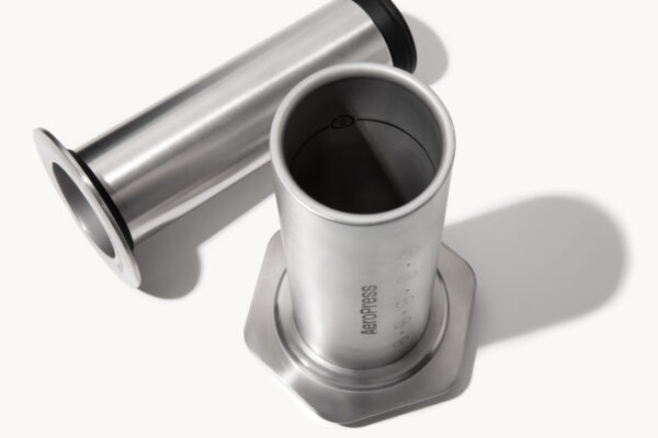 Aeropress_January2026_silver_1b (預購)AeroPress 愛樂壓 不鏽鋼版 原色 黑