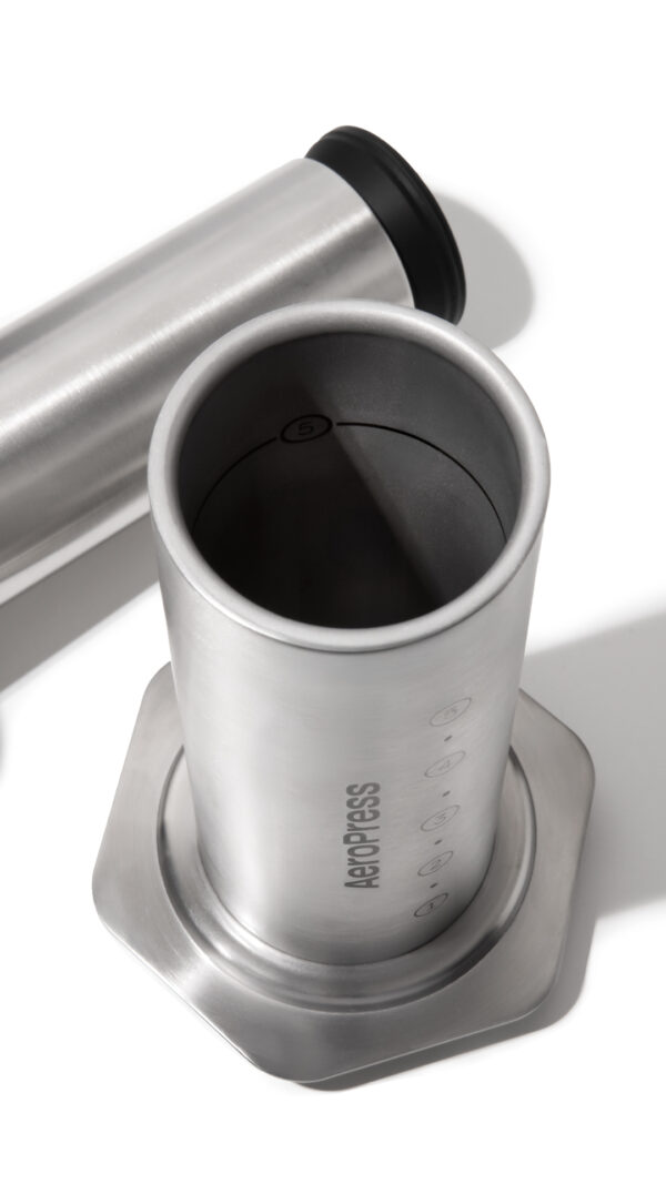 Aeropress_January2026_silver_3b (預購)AeroPress 愛樂壓 不鏽鋼版 原色 黑
